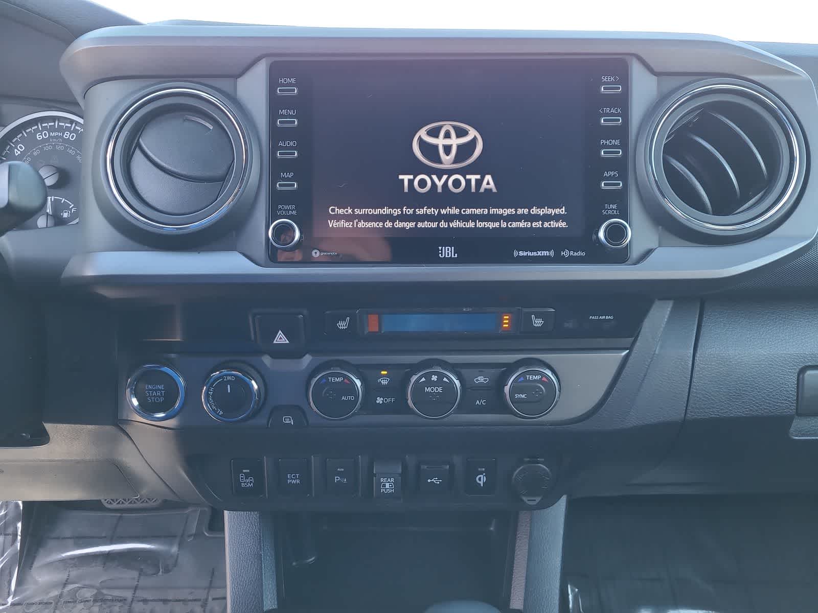 Thumbnail: 2022 Toyota Tacoma - 24