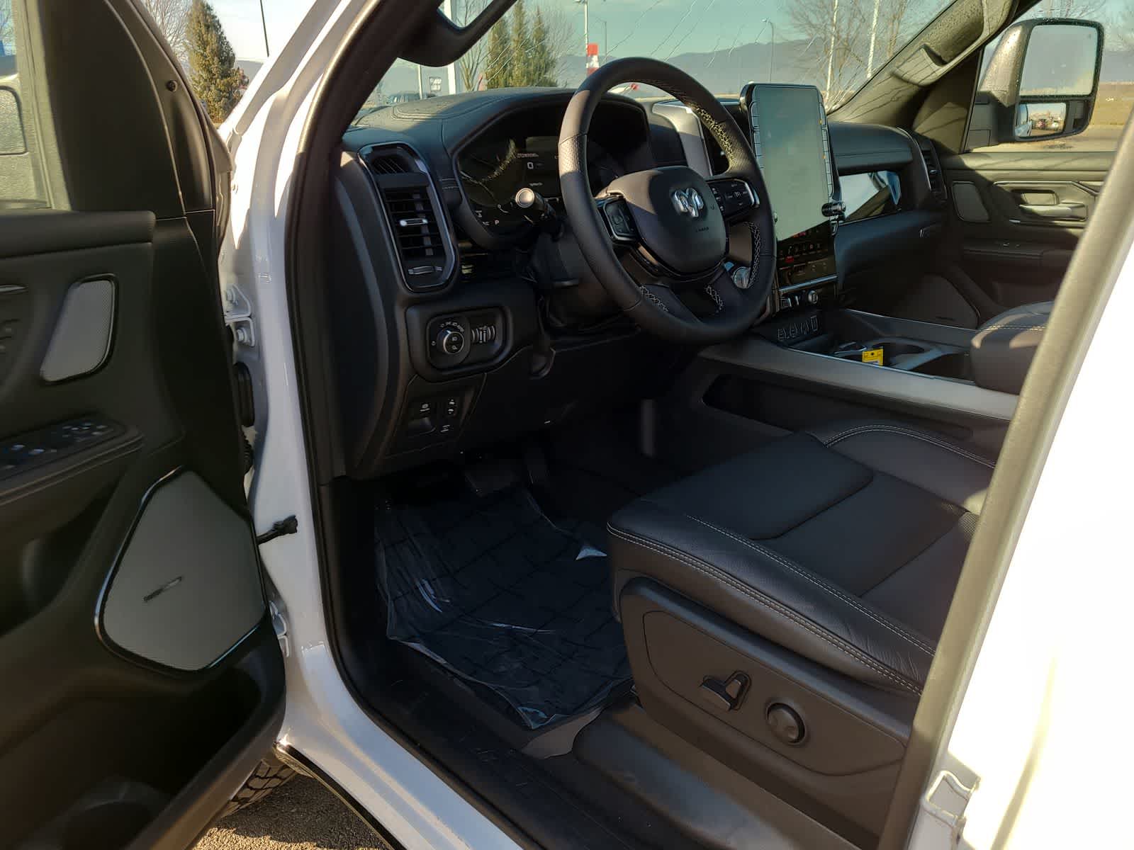 Thumbnail: 2026 RAM 1500 - 10