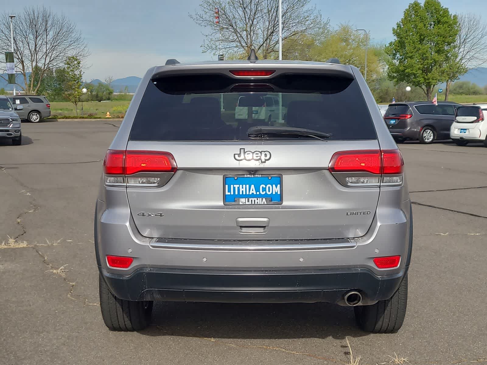 Thumbnail: 2020 Jeep Grand Cherokee - 13