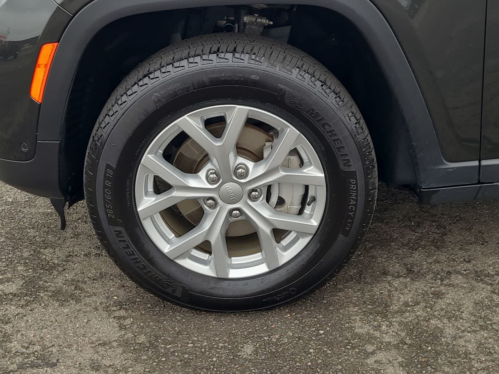 Thumbnail: 2024 Jeep Grand Cherokee - 16