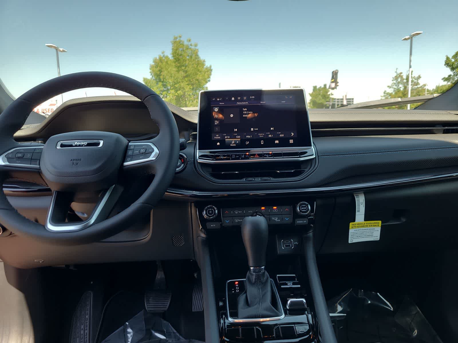 Thumbnail: 2025 Jeep Compass - 18