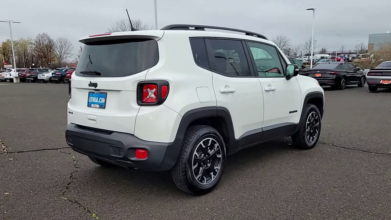 Thumbnail: 2023 Jeep Renegade - 8