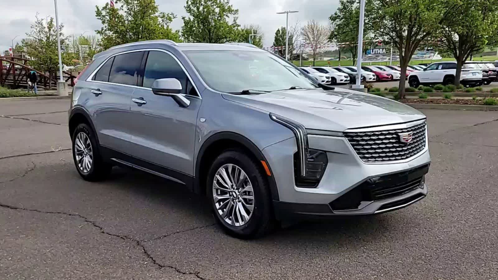Thumbnail: 2024 Cadillac XT4 - 2