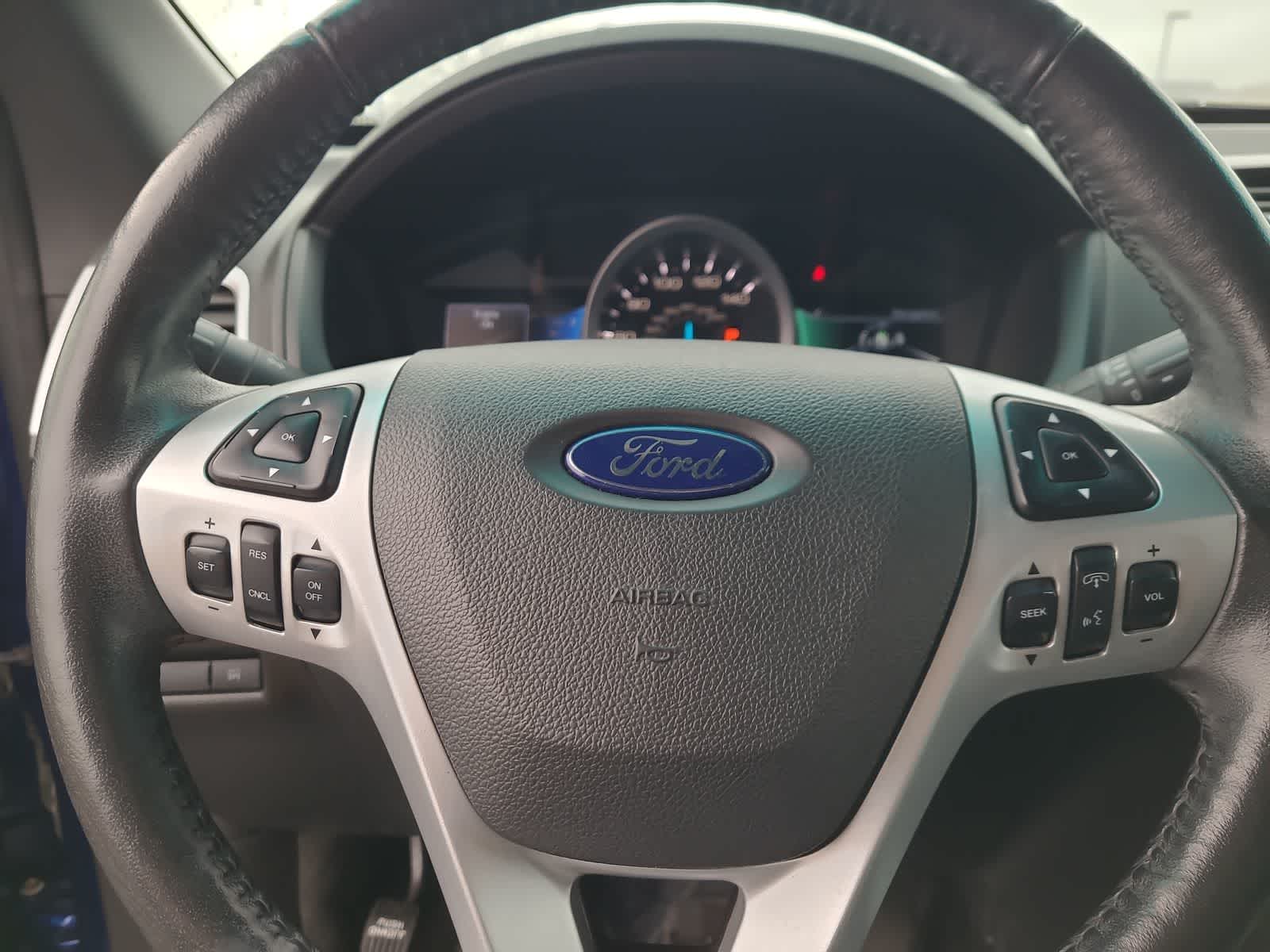 Thumbnail: 2014 Ford Explorer - 23