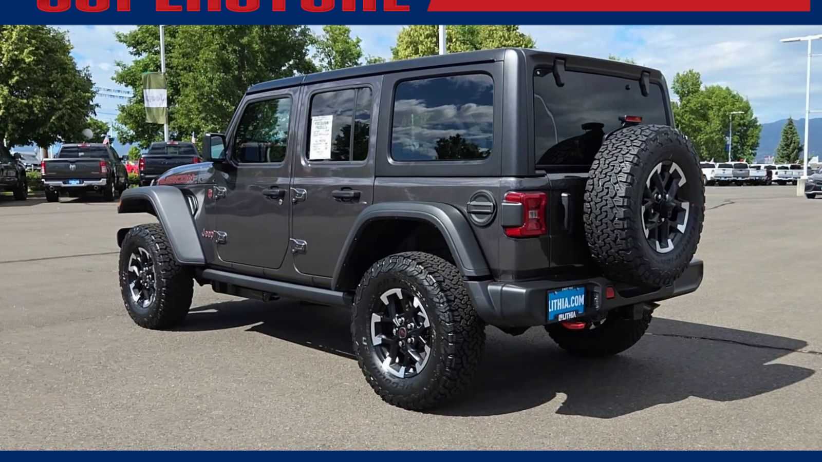 Thumbnail: 2026 Jeep Wrangler - 6