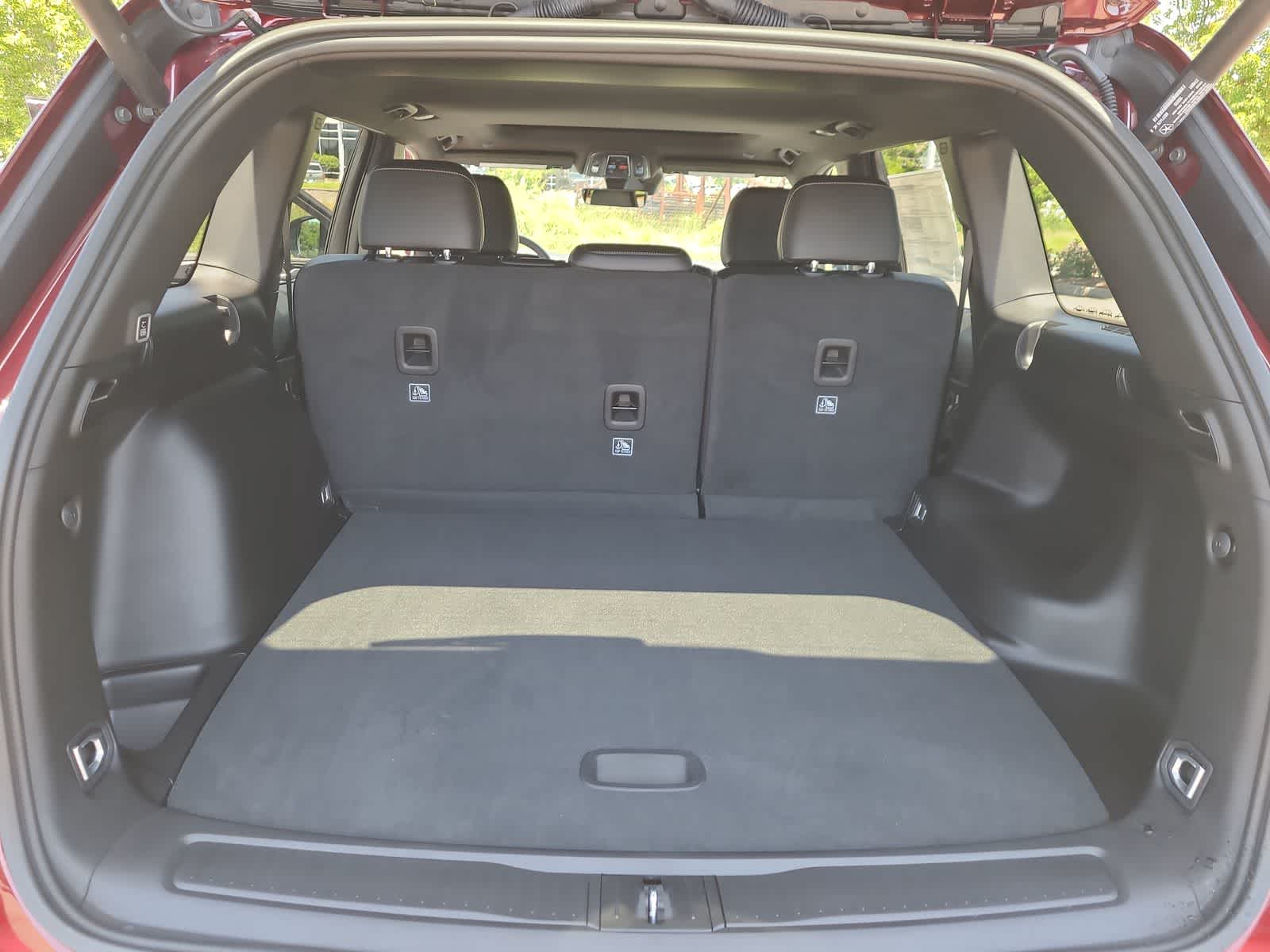 Thumbnail: 2025 Jeep Grand Cherokee - 27