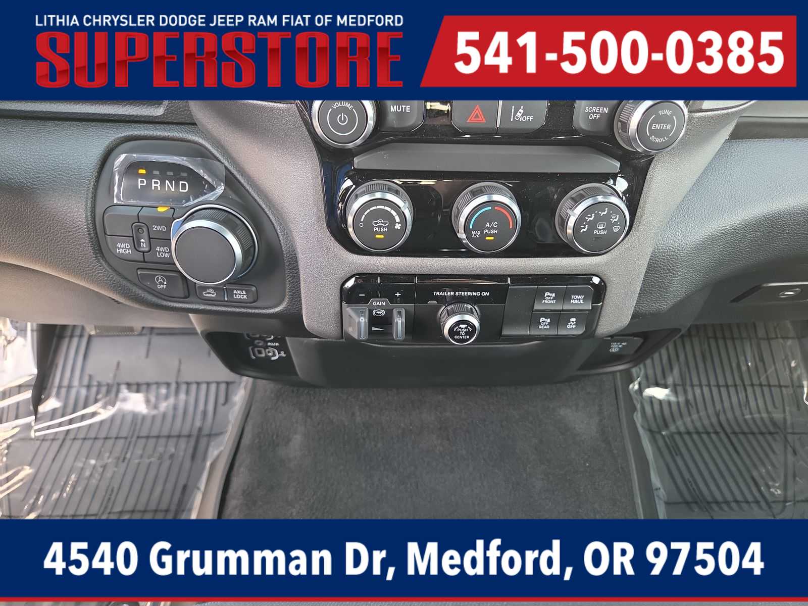 Thumbnail: 2026 RAM 1500 - 25