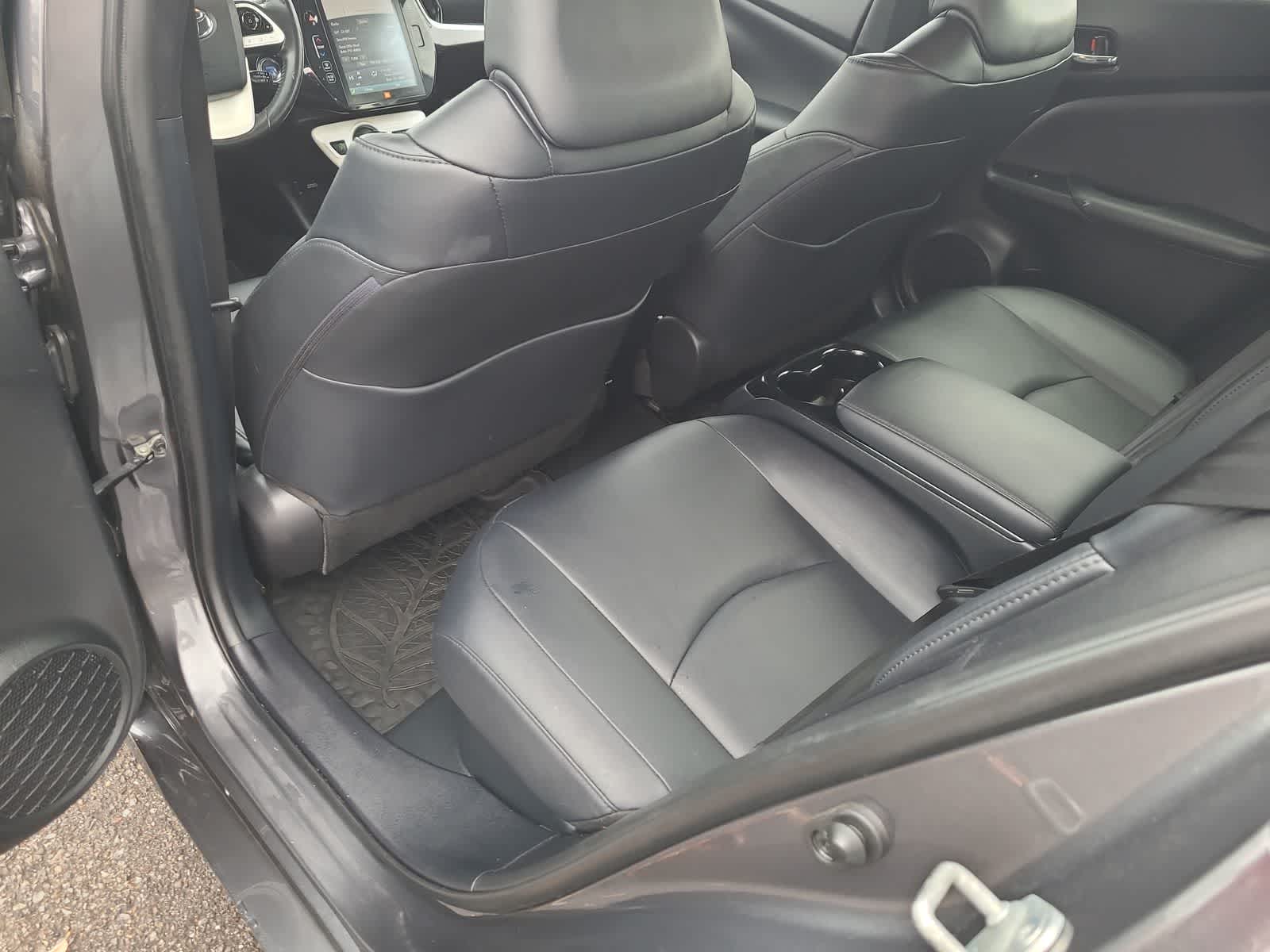 Thumbnail: 2018 Toyota Prius Prime - 20