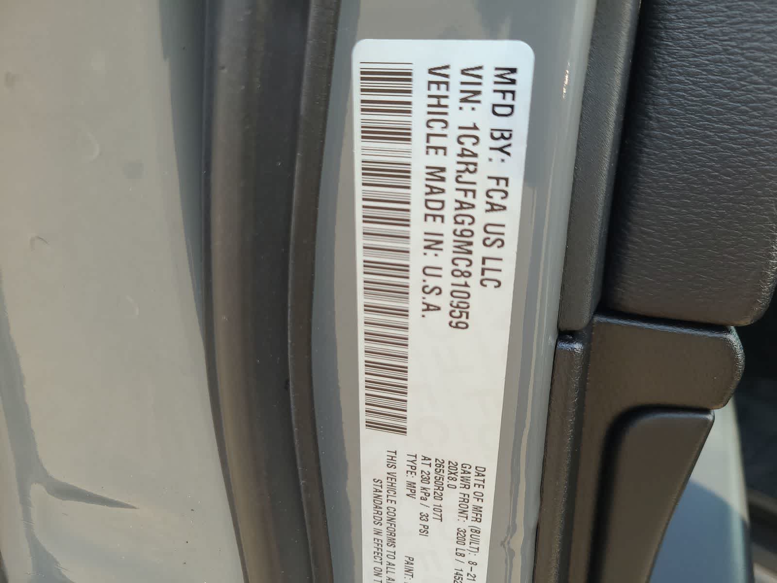 Thumbnail: 2021 Jeep Grand Cherokee - 29