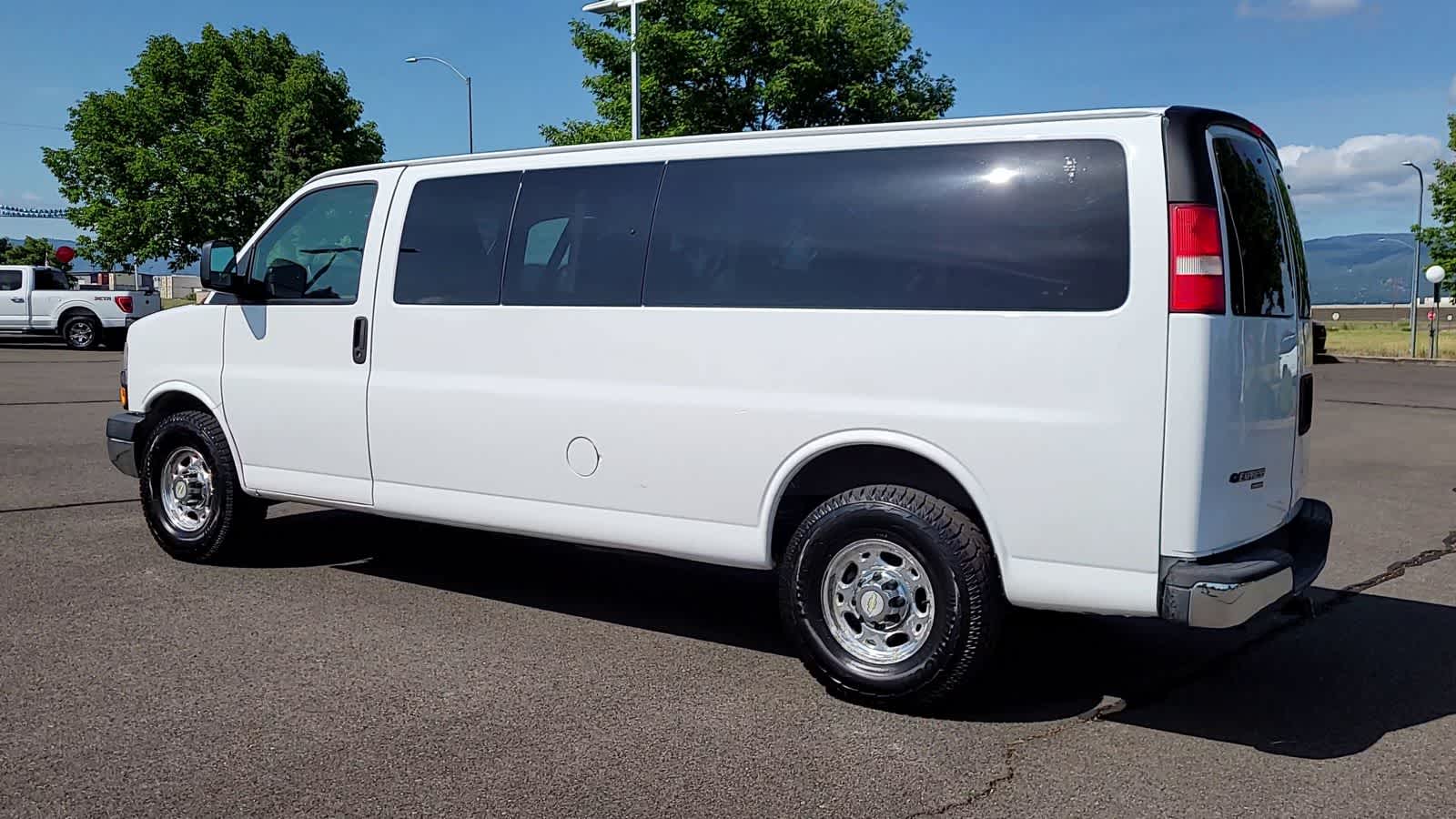 Thumbnail: 2013 Chevrolet Express - 6