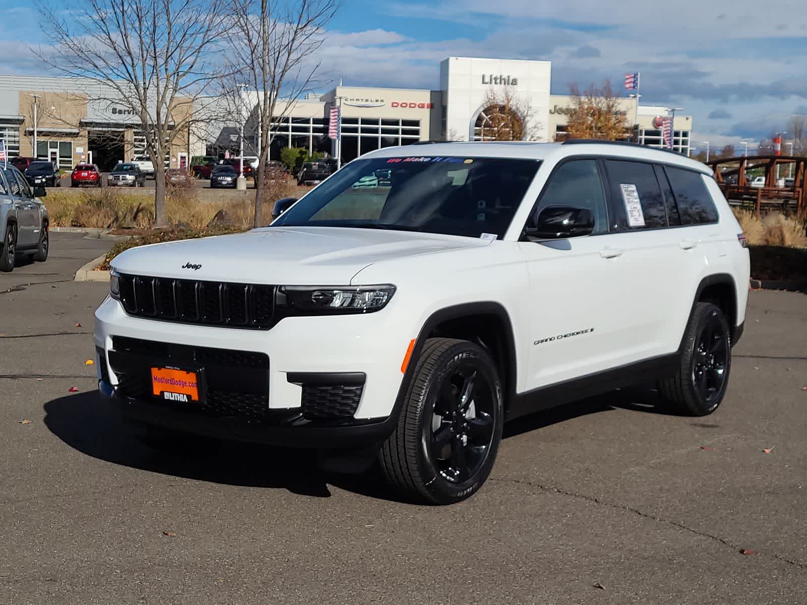 2025 Jeep Grand Cherokee L Altitude's photo