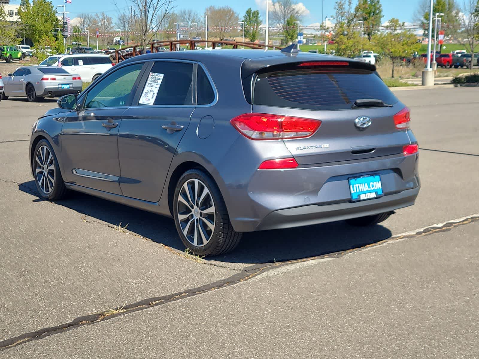 Thumbnail: 2018 Hyundai Elantra - 12