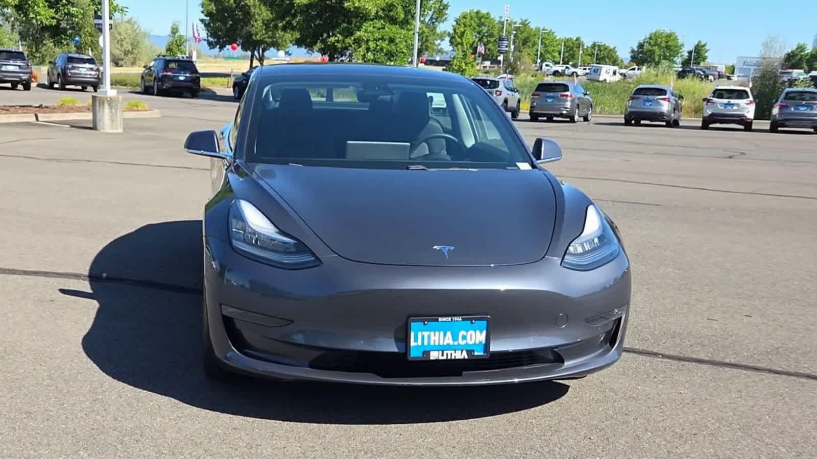 Thumbnail: 2019 Tesla Model 3 - 2