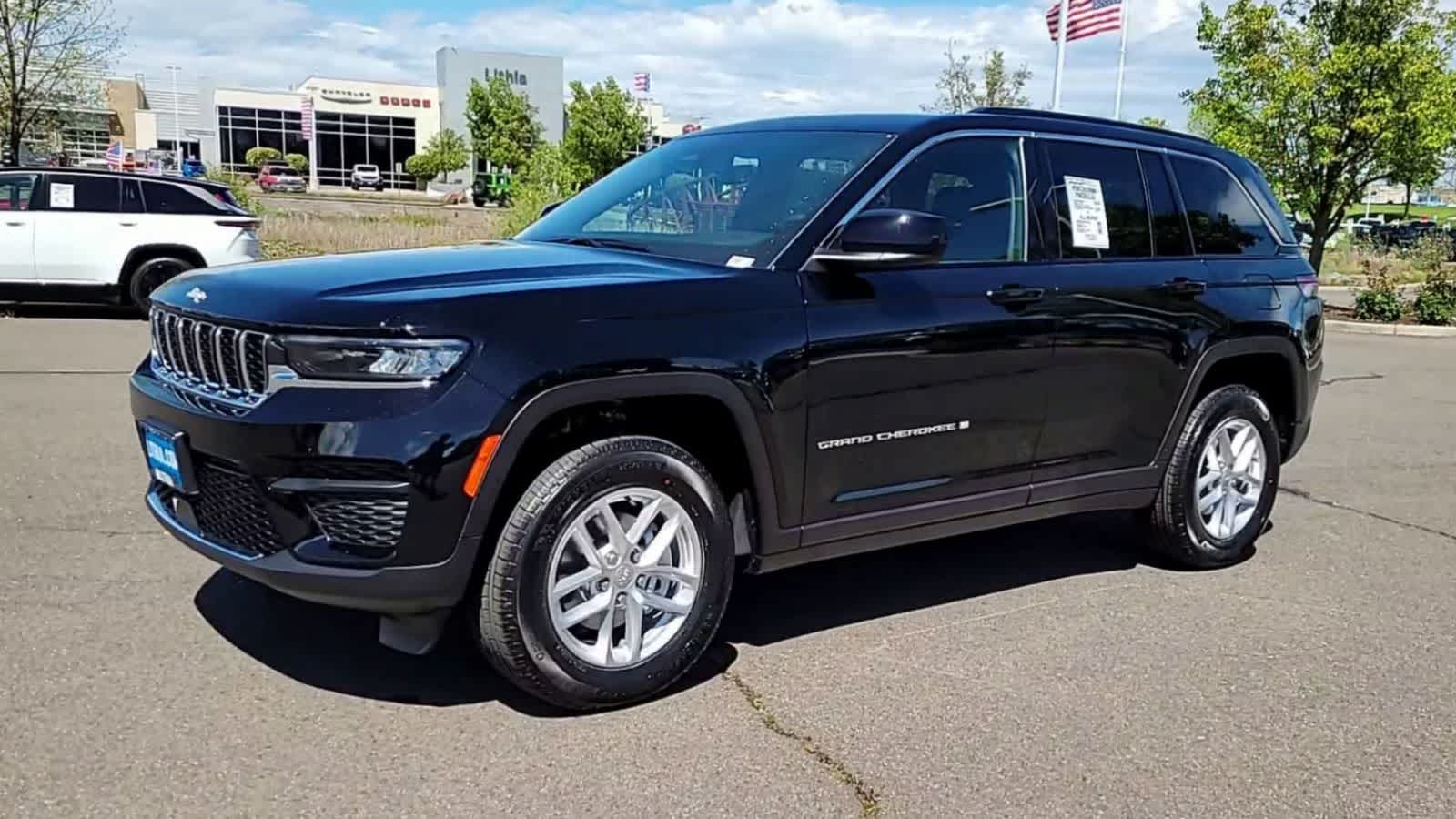 Thumbnail: 2026 Jeep Grand Cherokee - 4