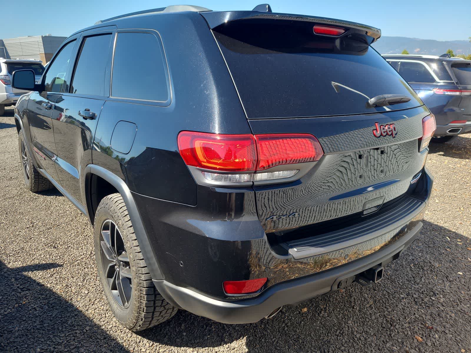 Thumbnail: 2019 Jeep Grand Cherokee - 3