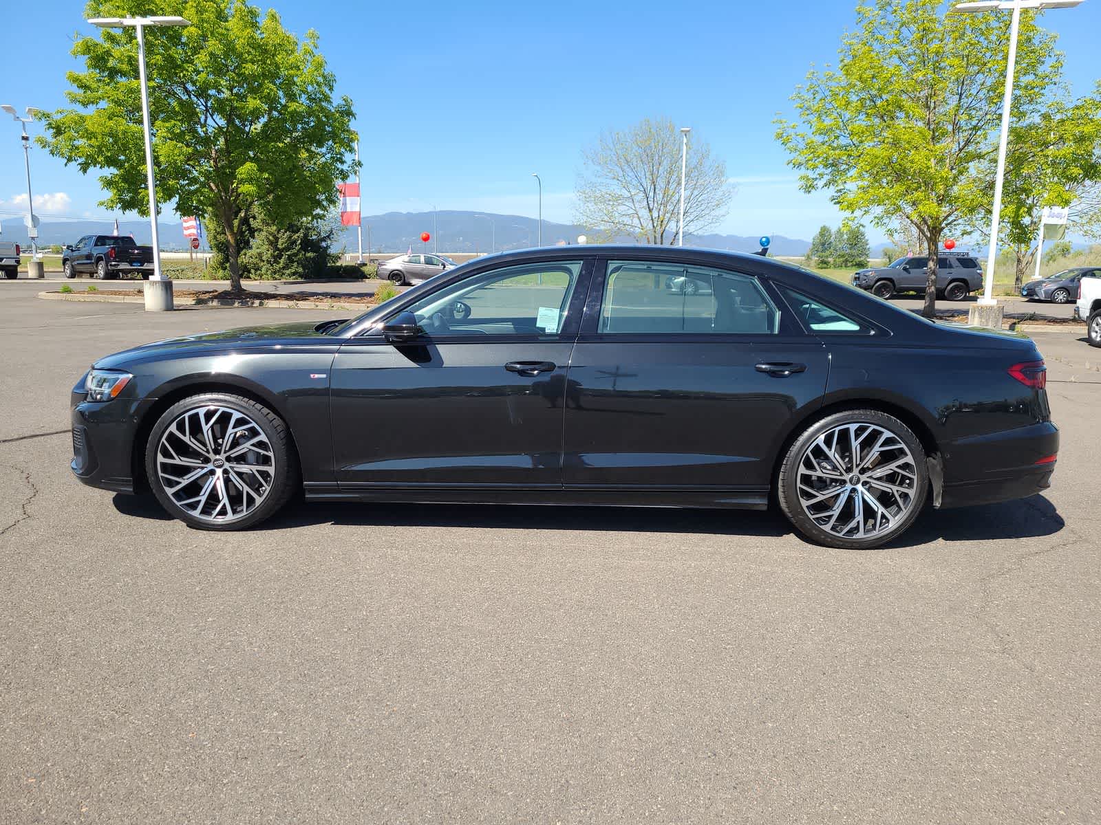 Thumbnail: 2023 Audi A8 - 11