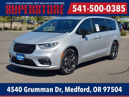 2026 Chrysler Pacifica SELECT Passenger Van
