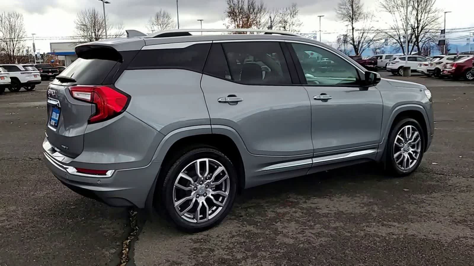 Thumbnail: 2023 GMC Terrain - 8