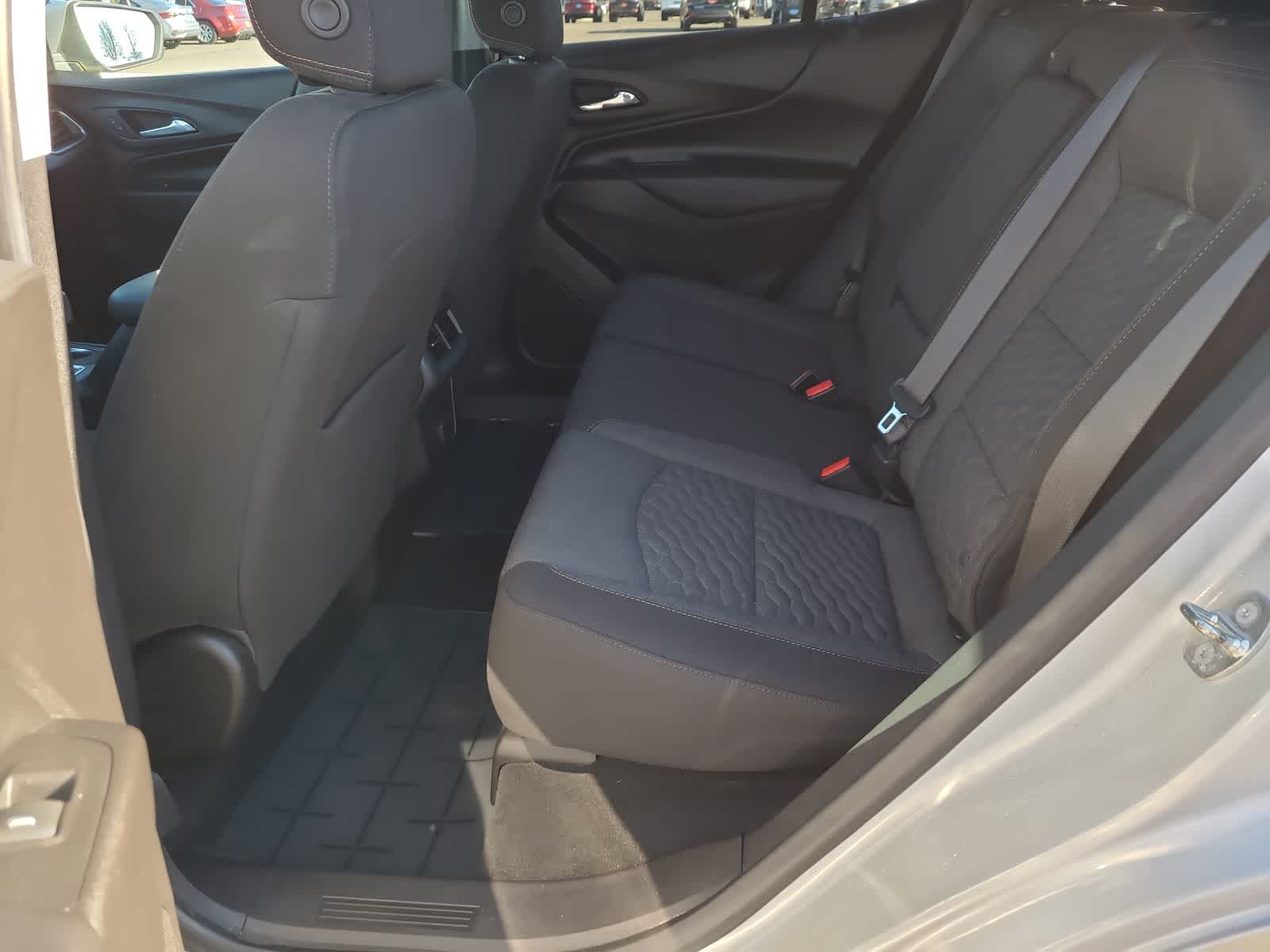 Thumbnail: 2018 Chevrolet Equinox - 21