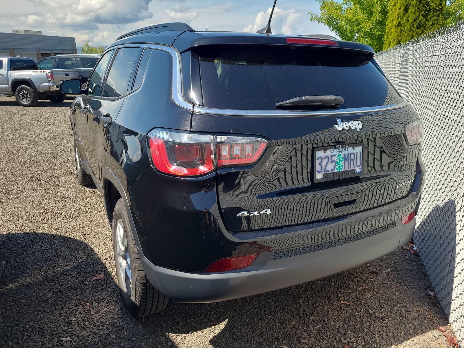 Thumbnail: 2019 Jeep Compass - 3