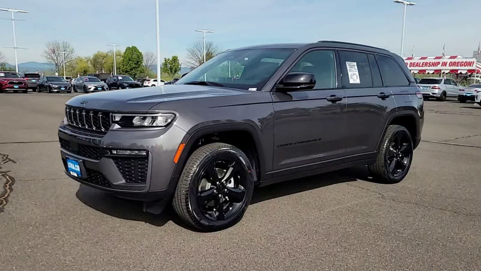 Thumbnail: 2026 Jeep Grand Cherokee - 4