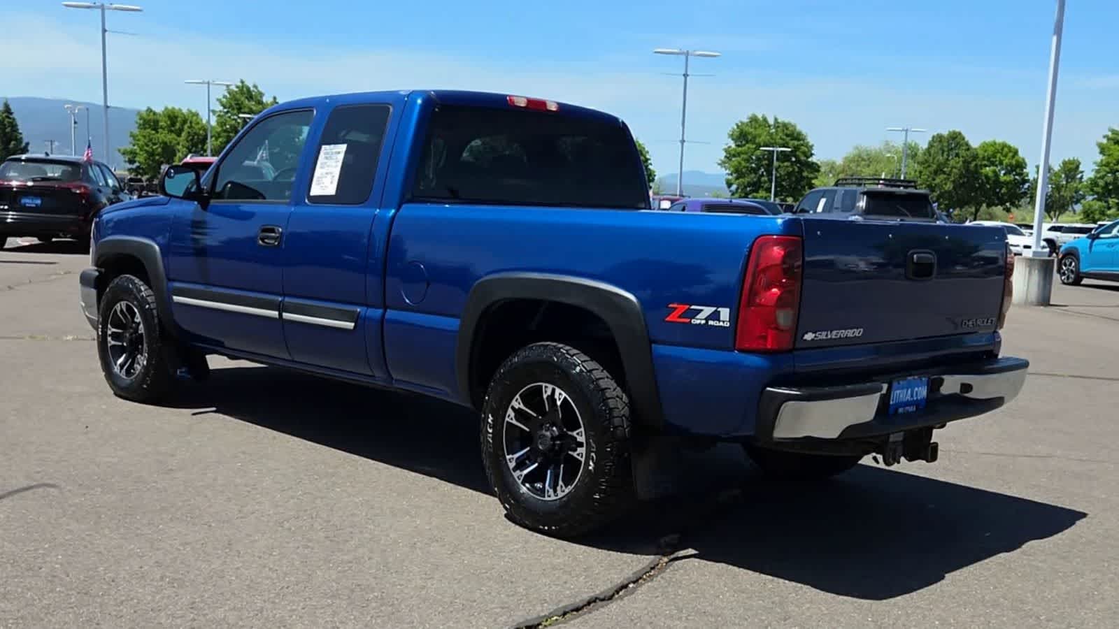 Thumbnail: 2004 Chevrolet Silverado 1500 - 6