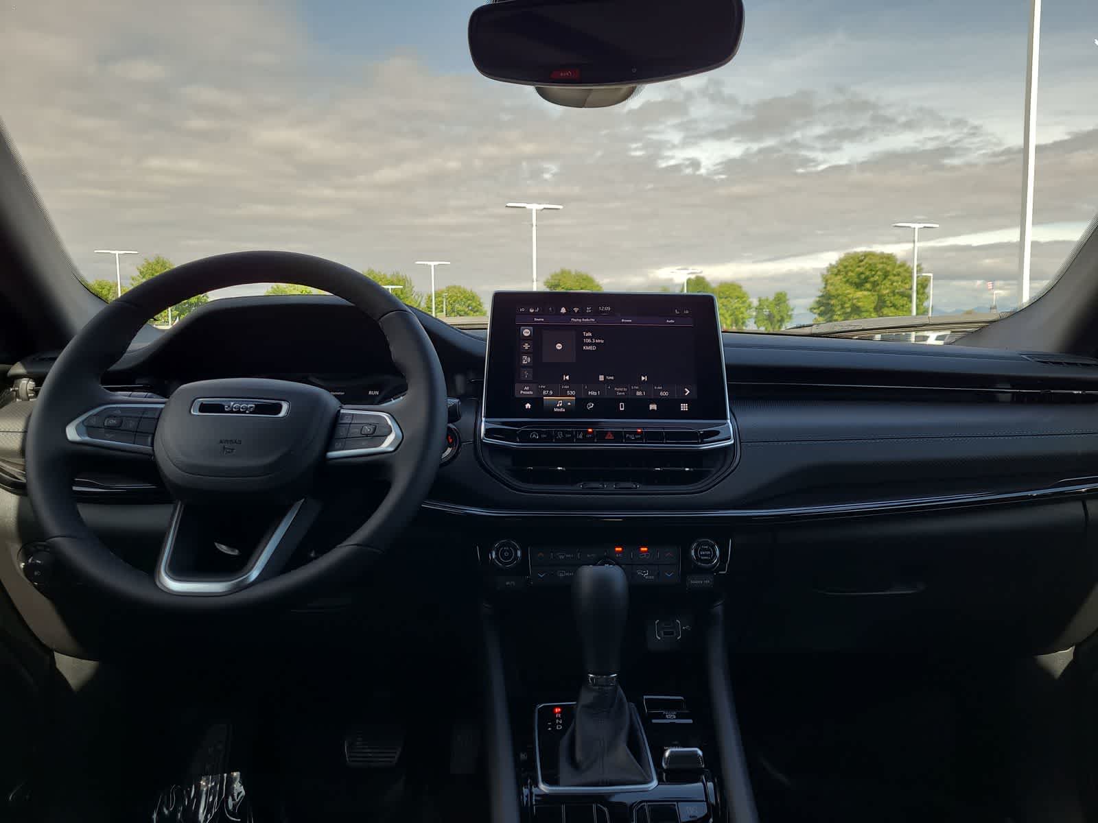 Thumbnail: 2025 Jeep Compass - 18