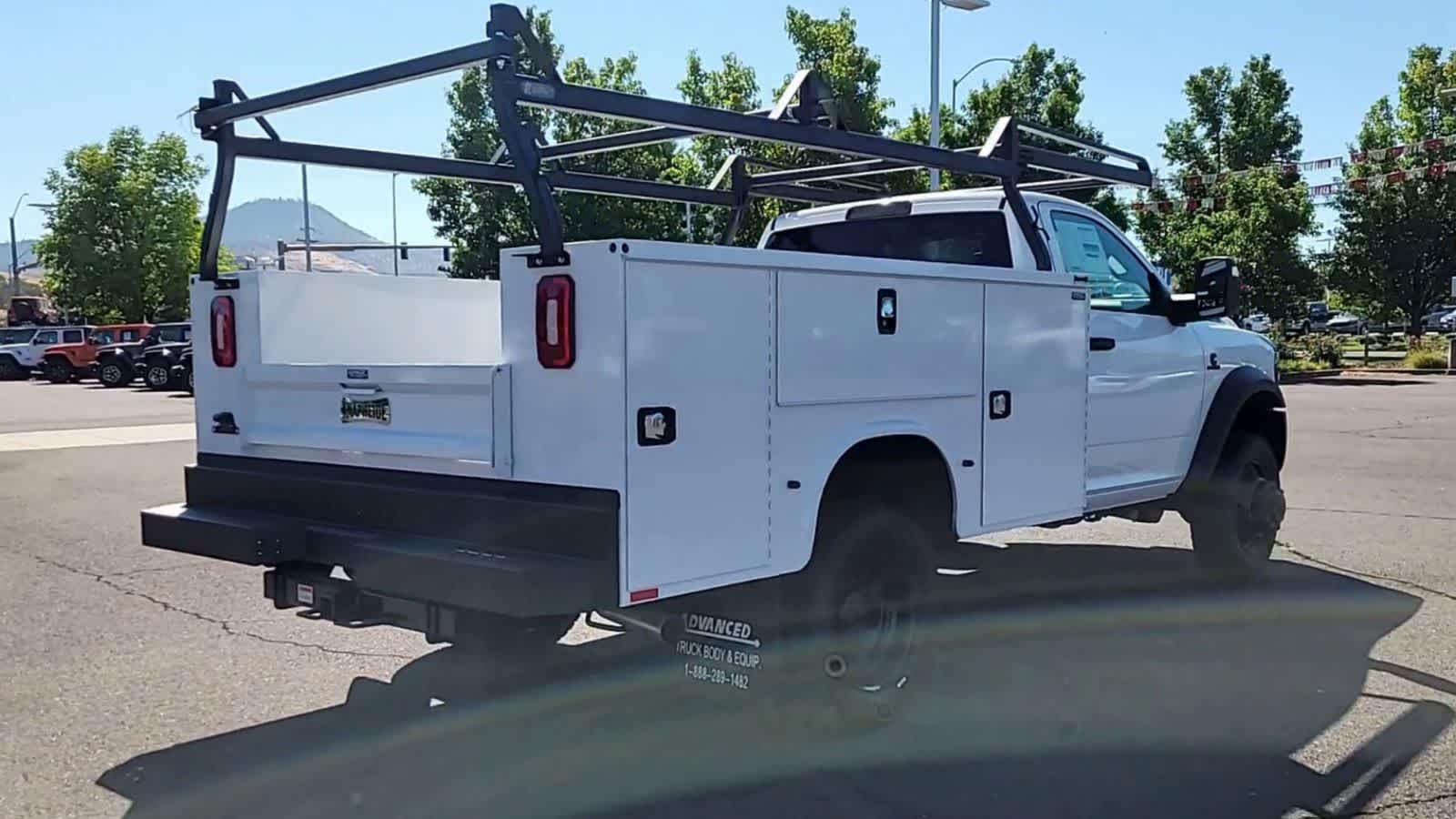 Thumbnail: 2025 RAM 5500 - 8