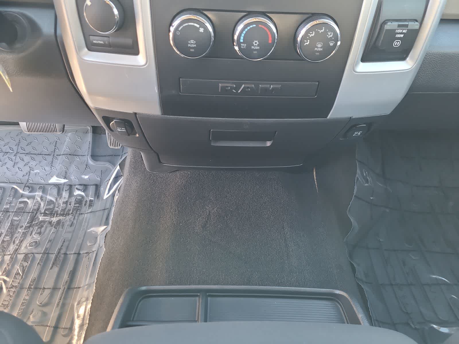 Thumbnail: 2010 Dodge Ram 1500 - 25