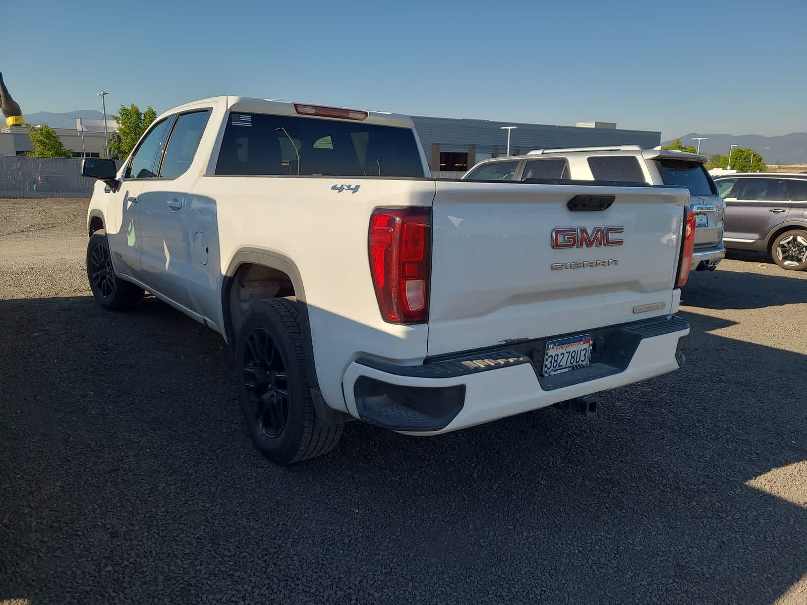 Thumbnail: 2023 GMC Sierra 1500 - 3
