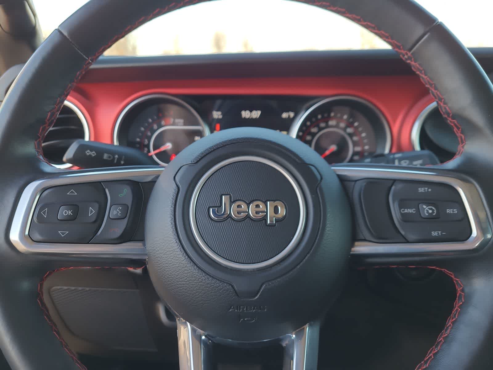 Thumbnail: 2021 Jeep Wrangler - 23