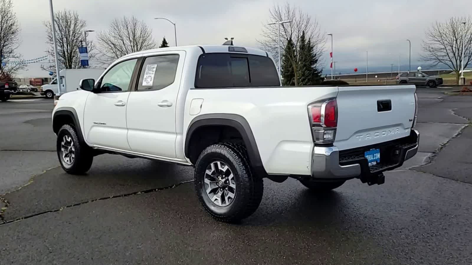 Thumbnail: 2020 Toyota Tacoma - 6