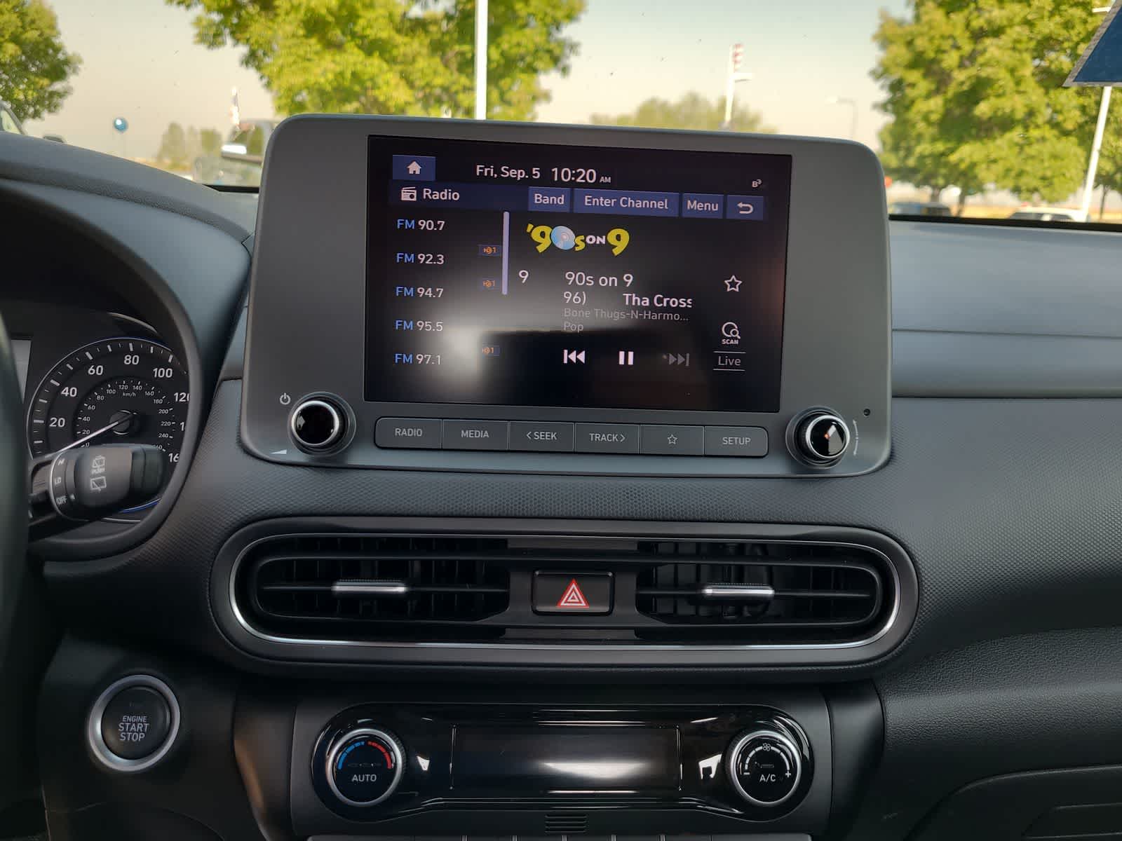 Thumbnail: 2022 Hyundai Kona - 24