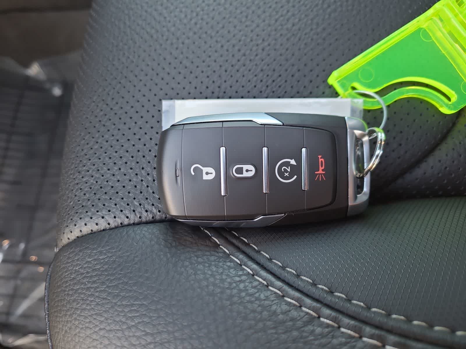 Thumbnail: 2026 RAM 1500 - 28