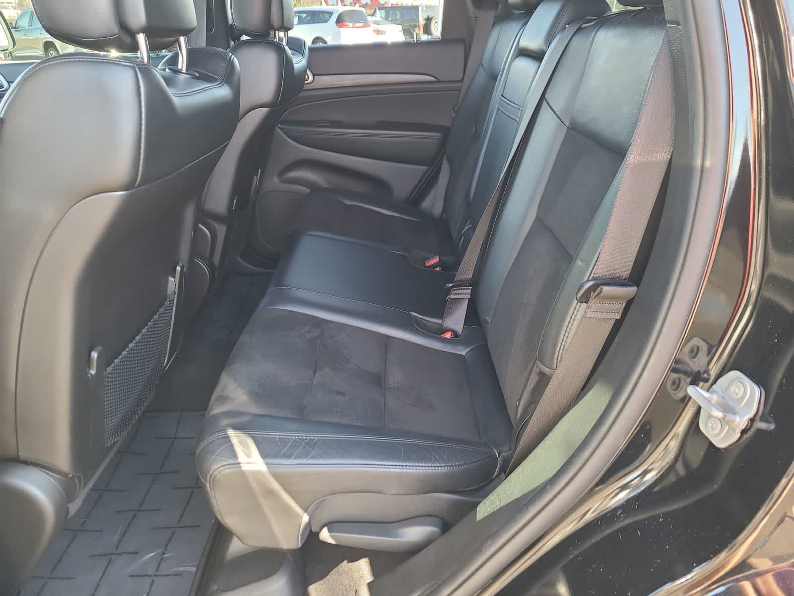 Thumbnail: 2020 Jeep Grand Cherokee - 21