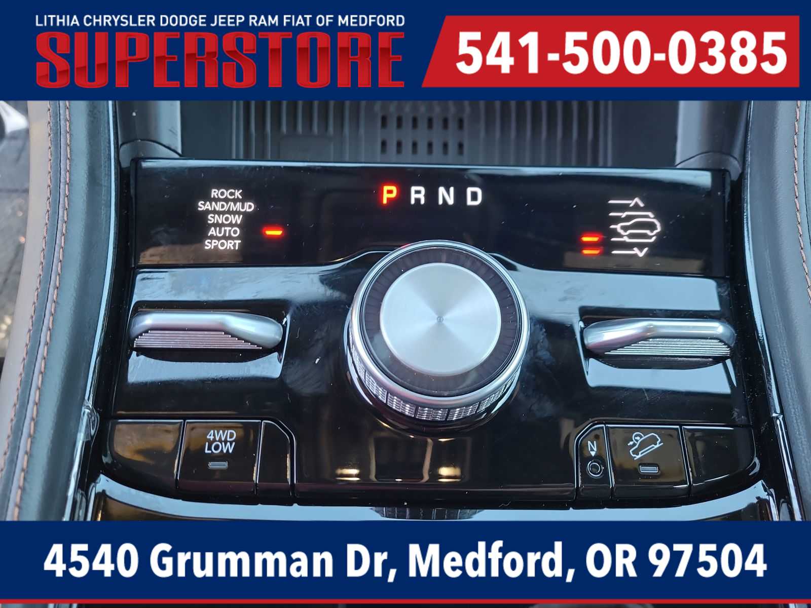 Thumbnail: 2026 Jeep Grand Cherokee - 25