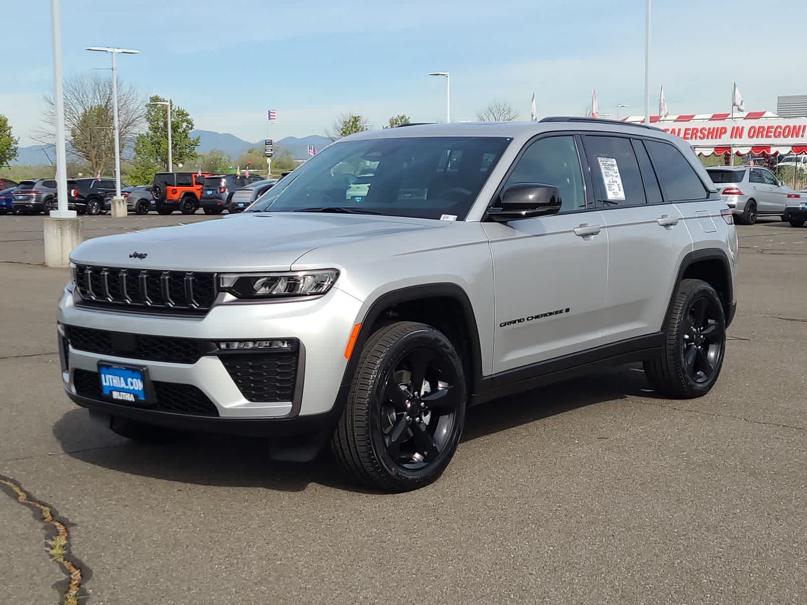 Thumbnail: 2026 Jeep Grand Cherokee - 1