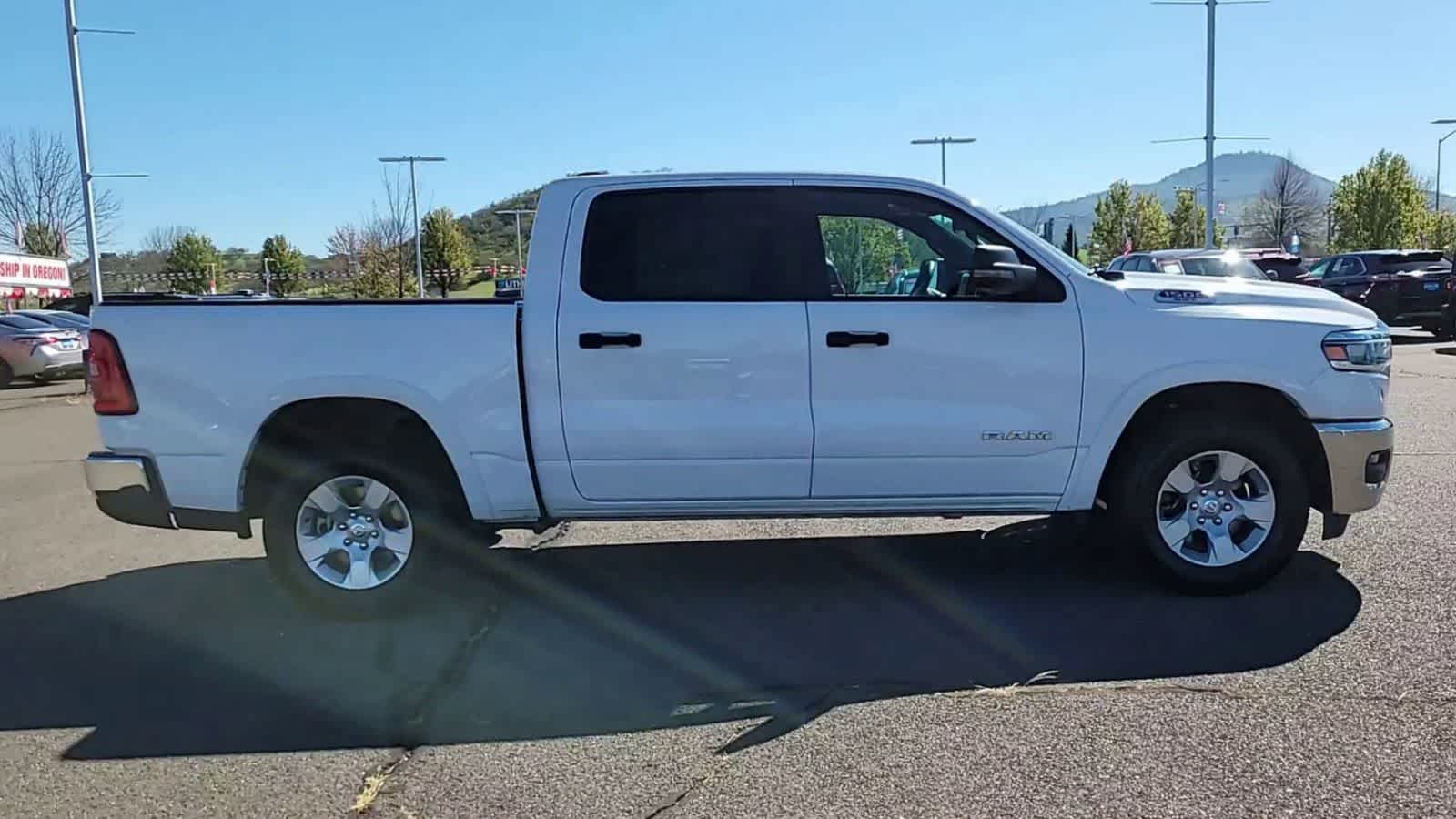 Thumbnail: 2025 RAM 1500 - 9