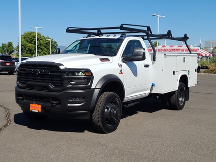 New 2025 Ram 5500 Chassis Cab 5500 TRADESMAN CHASSIS REGULAR CAB 4X4 60' CA Pickup Medford, OR