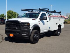 2025 Ram 5500 Chassis Cab 5500 TRADESMAN CHASSIS REGULAR CAB 4X4 60' CA Pickup Medford, OR