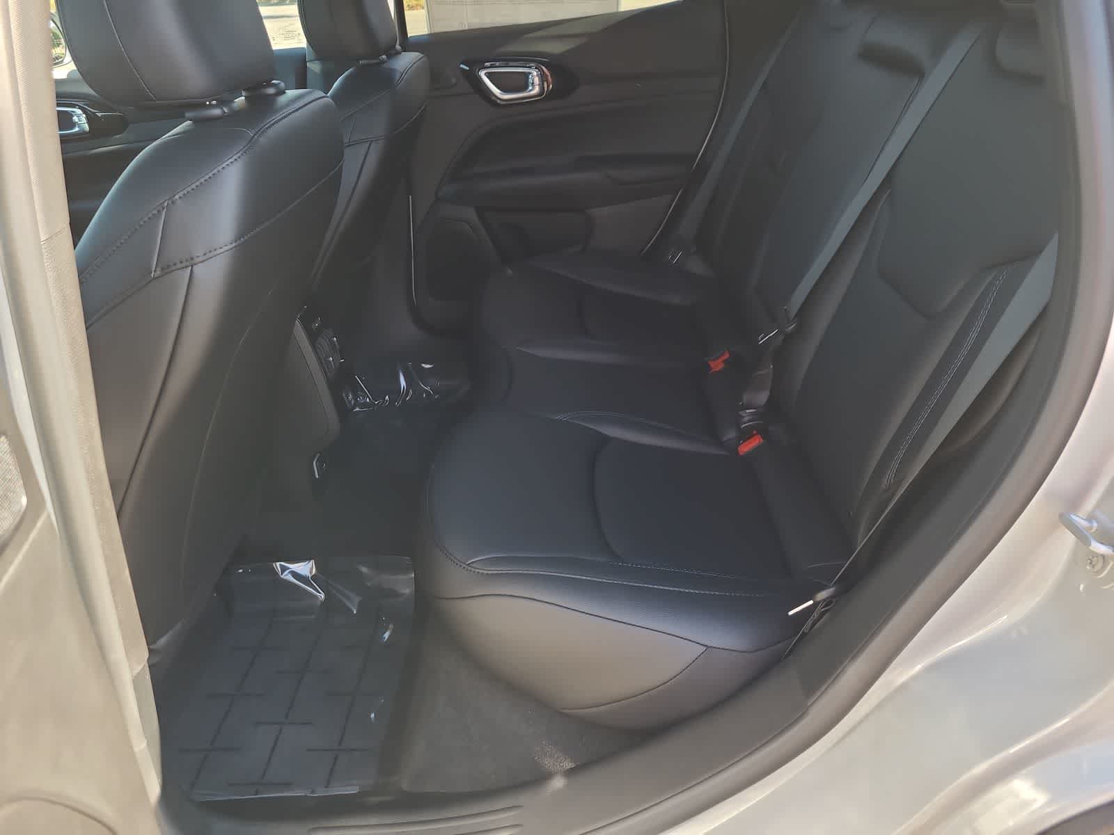 Thumbnail: 2025 Jeep Compass - 21