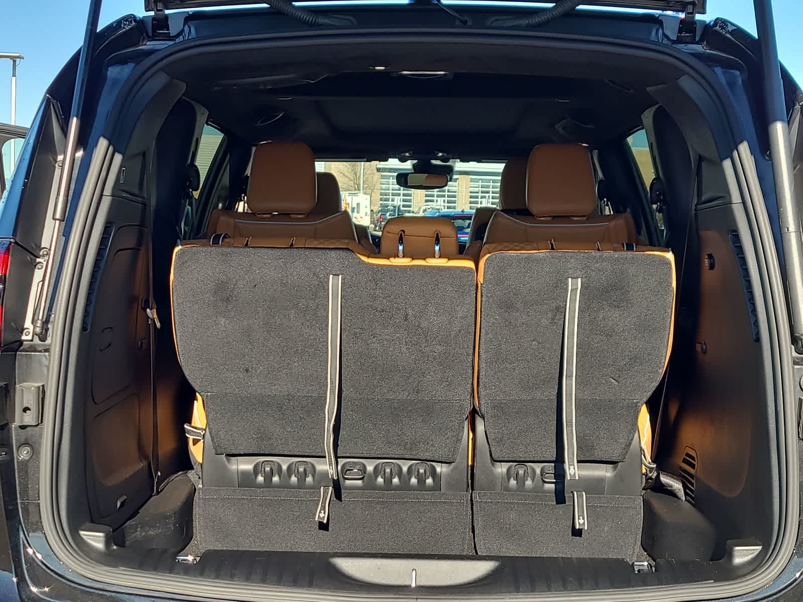 Thumbnail: 2023 Chrysler Pacifica - 27