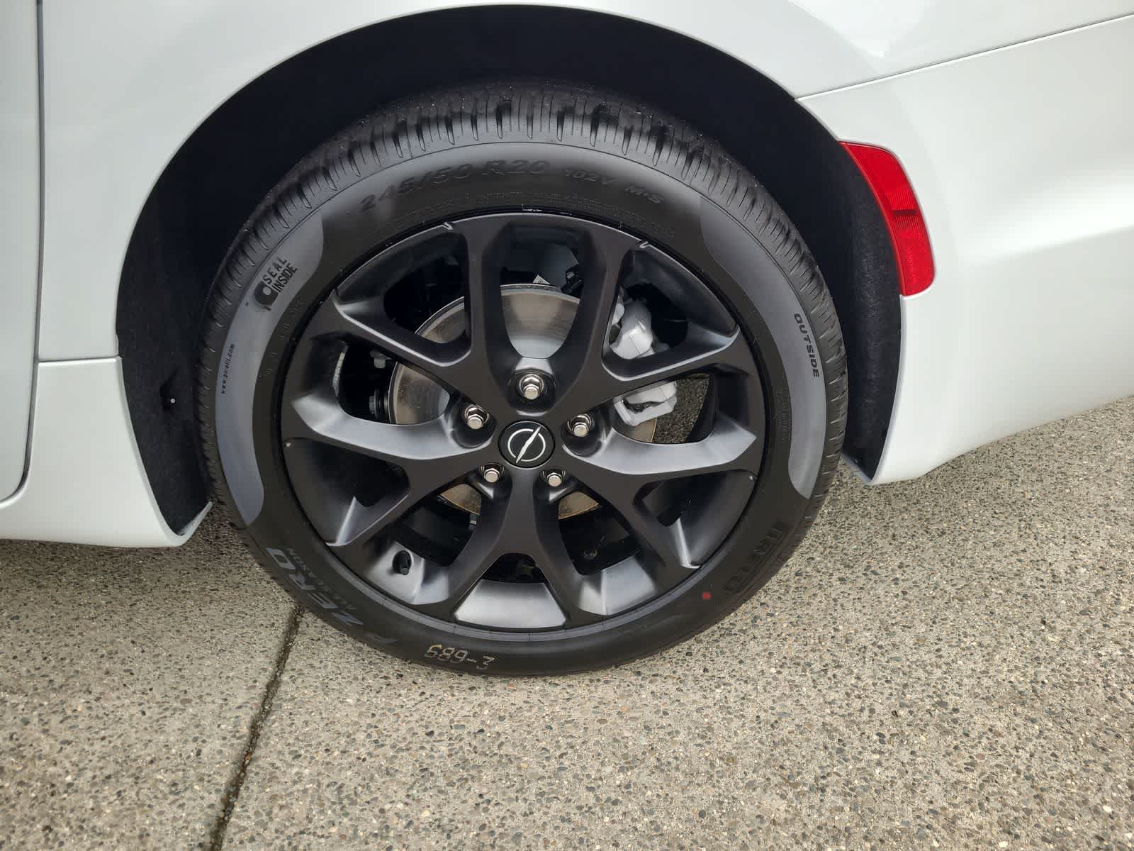 Thumbnail: 2026 Chrysler Pacifica - 16