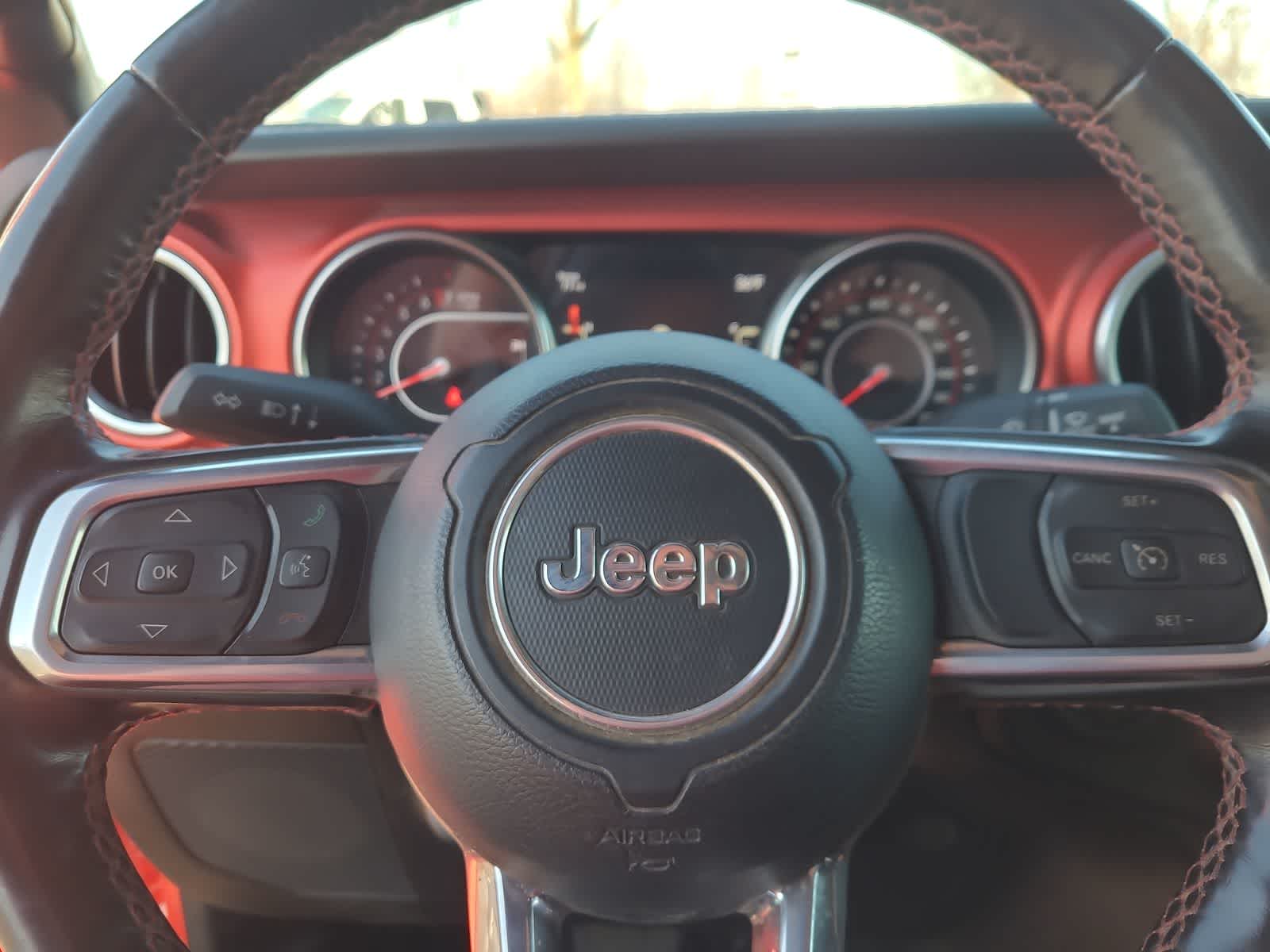 Thumbnail: 2020 Jeep Gladiator - 23