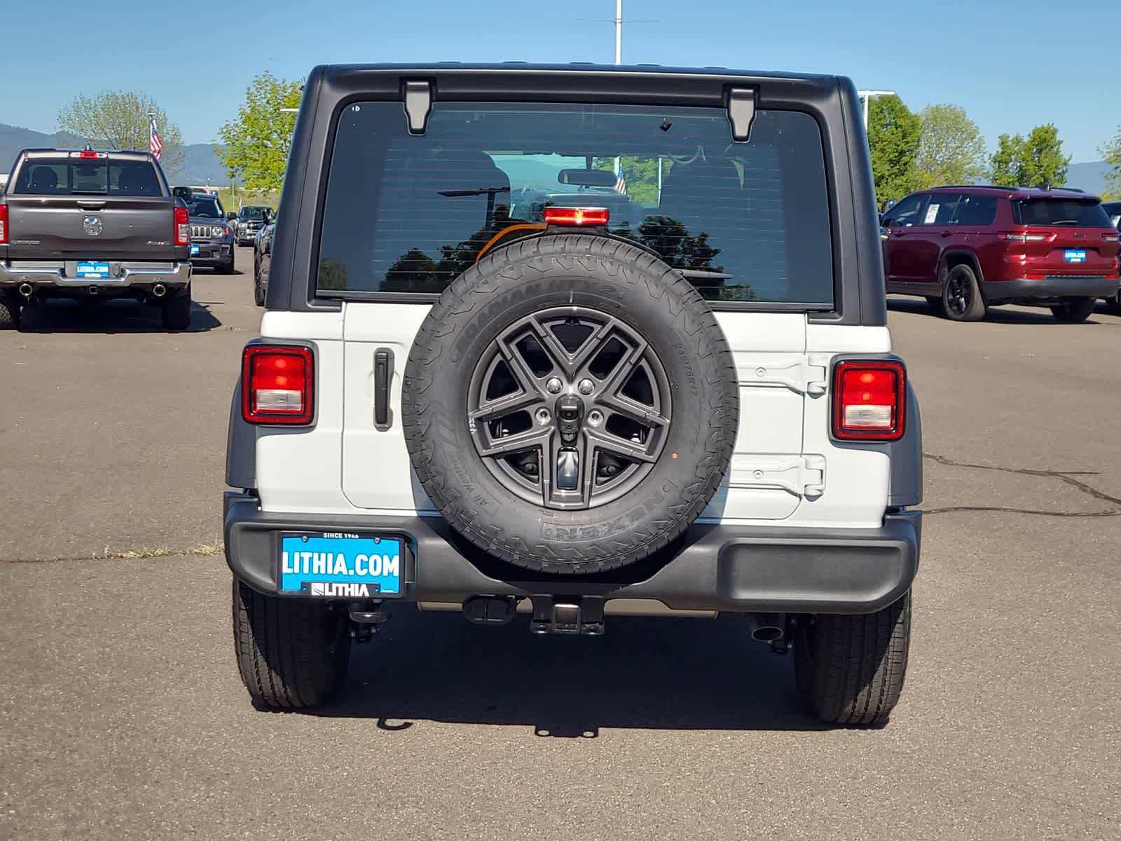 Thumbnail: 2026 Jeep Wrangler - 13