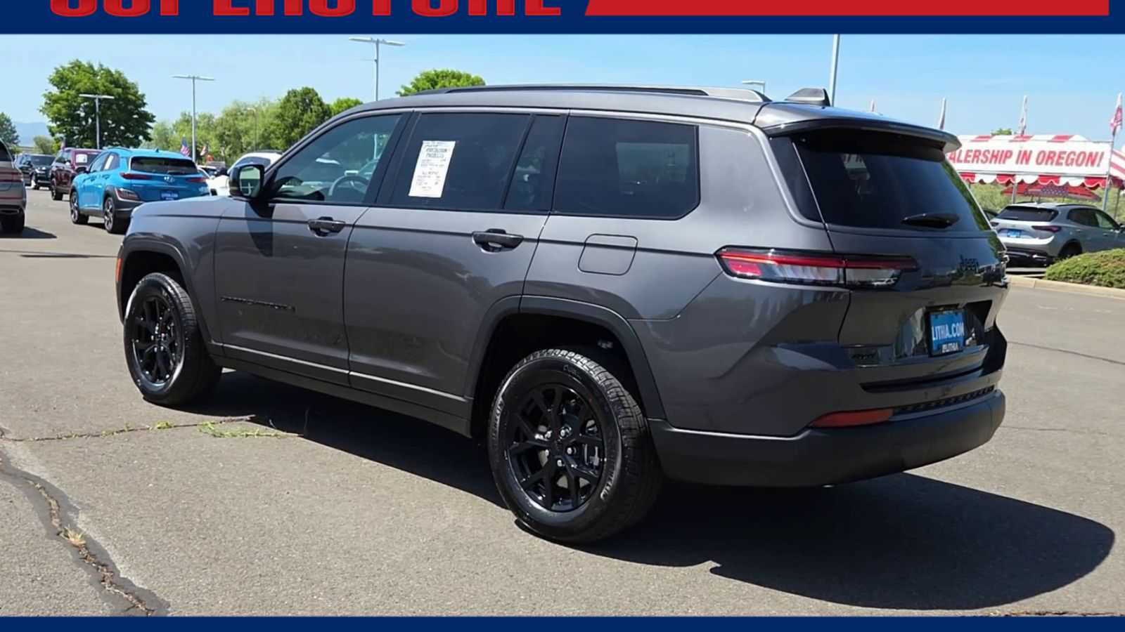 Thumbnail: 2026 Jeep Grand Cherokee - 6
