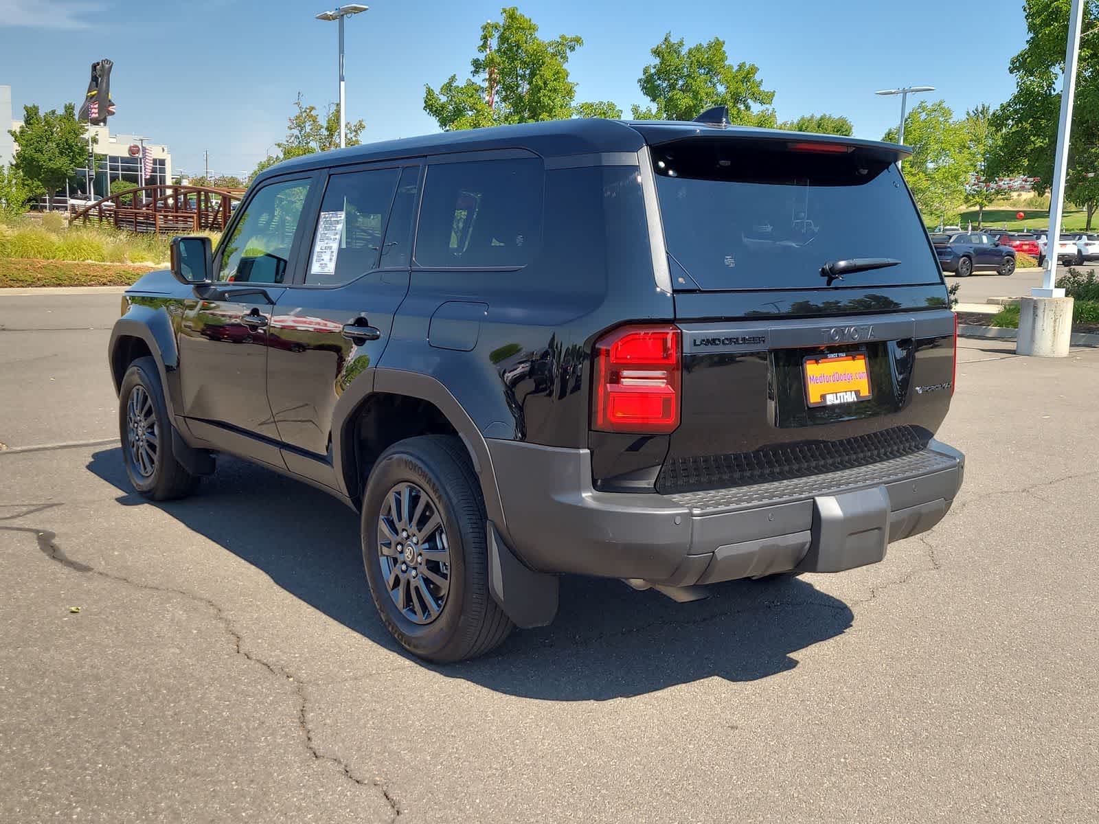 Thumbnail: 2025 Toyota Land Cruiser - 12