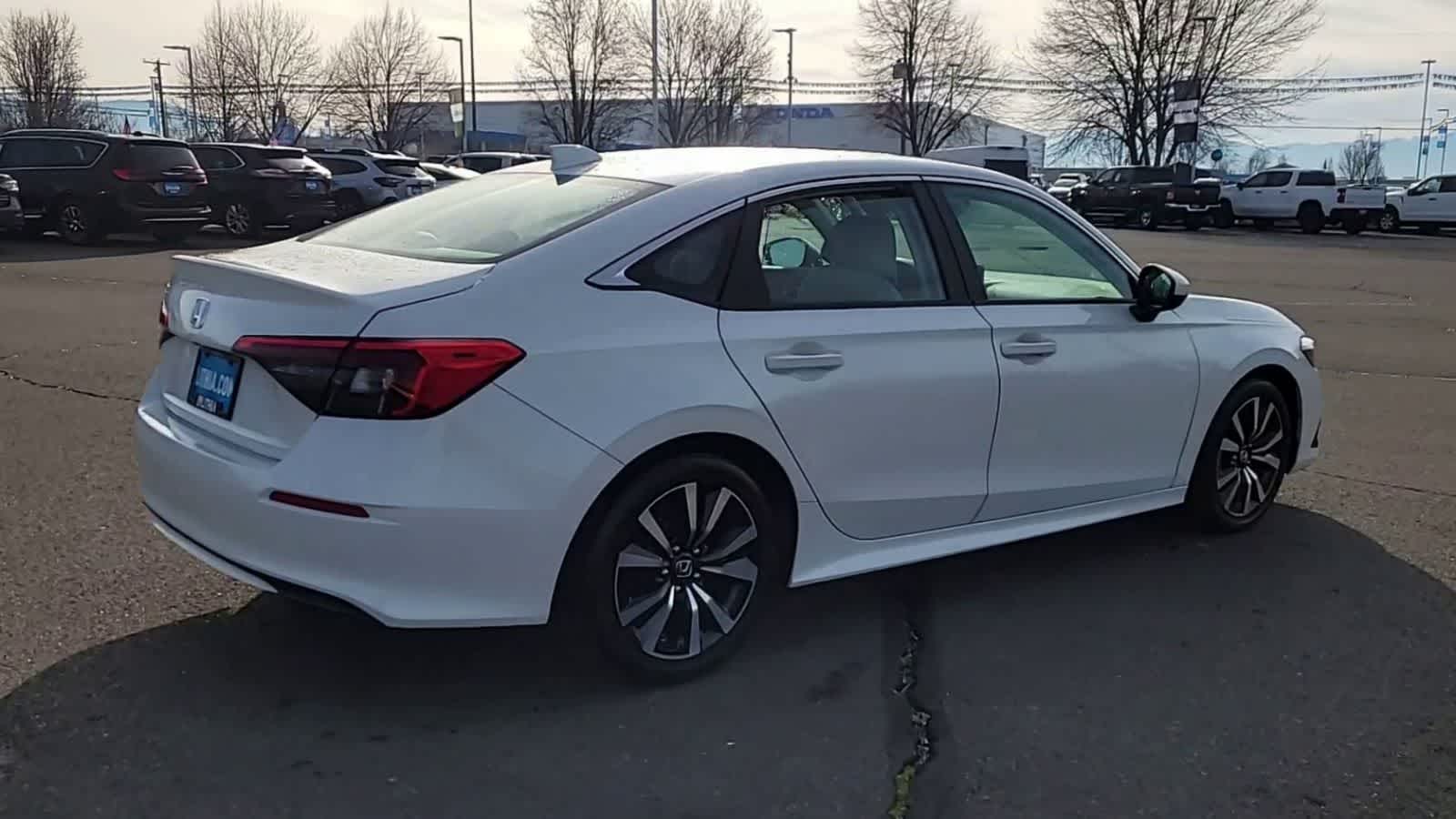 Thumbnail: 2023 Honda Civic - 8