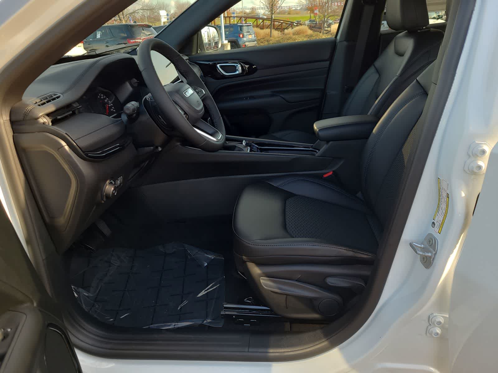 Thumbnail: 2026 Jeep Compass - 19