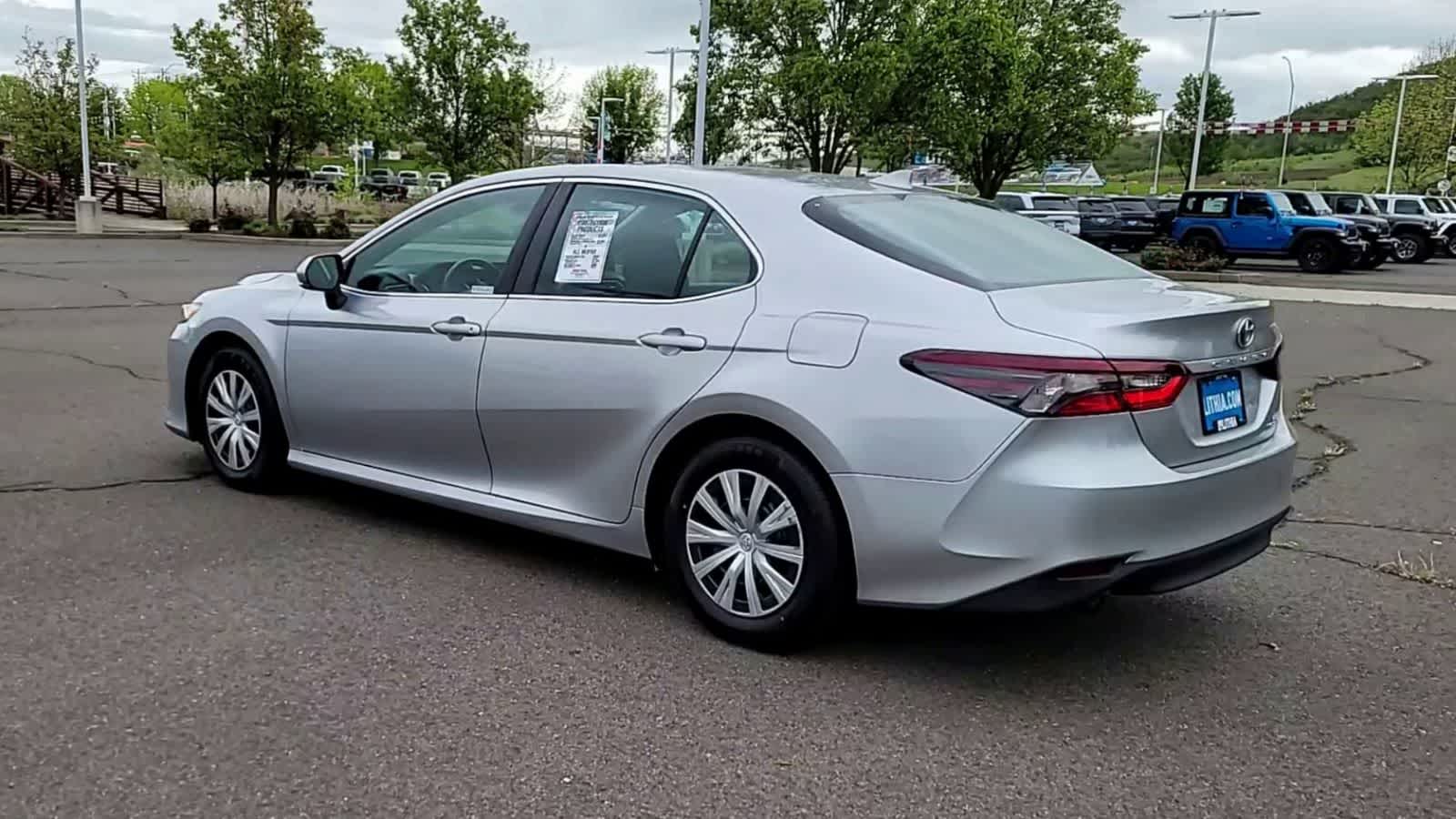Thumbnail: 2023 Toyota Camry - 6